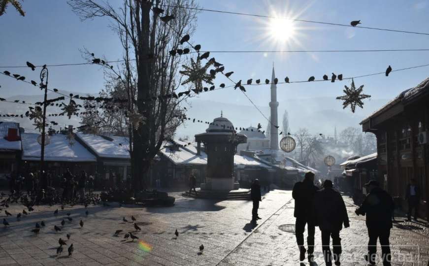 Sunčani januar: Lijep dan izmamio brojne šetače na sarajevske ulice